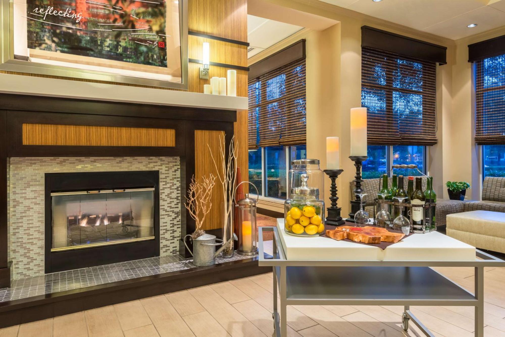 Hilton Garden Inn Atlanta North/Alpharetta Buitenkant foto