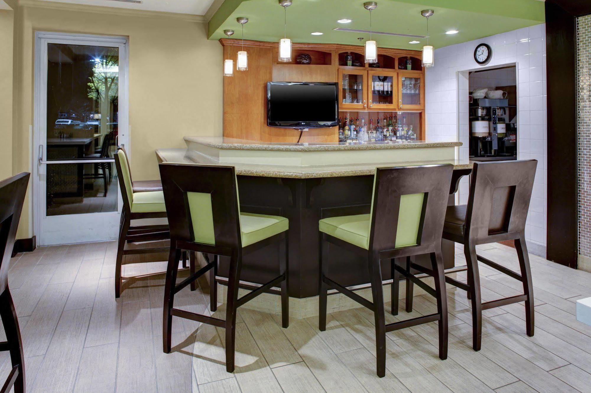 Hilton Garden Inn Atlanta North/Alpharetta Buitenkant foto